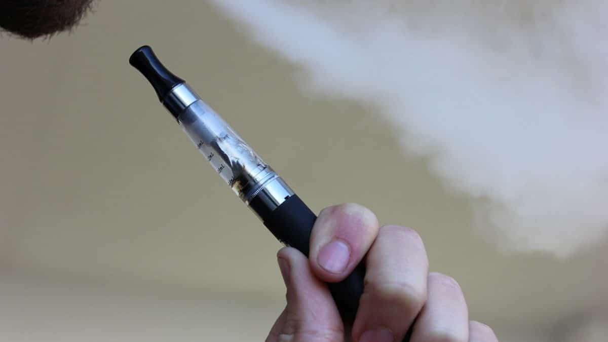 Comment choisir son marchand de cigarette électronique