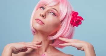 Comment colorer les cheveux en rose naturellement ?